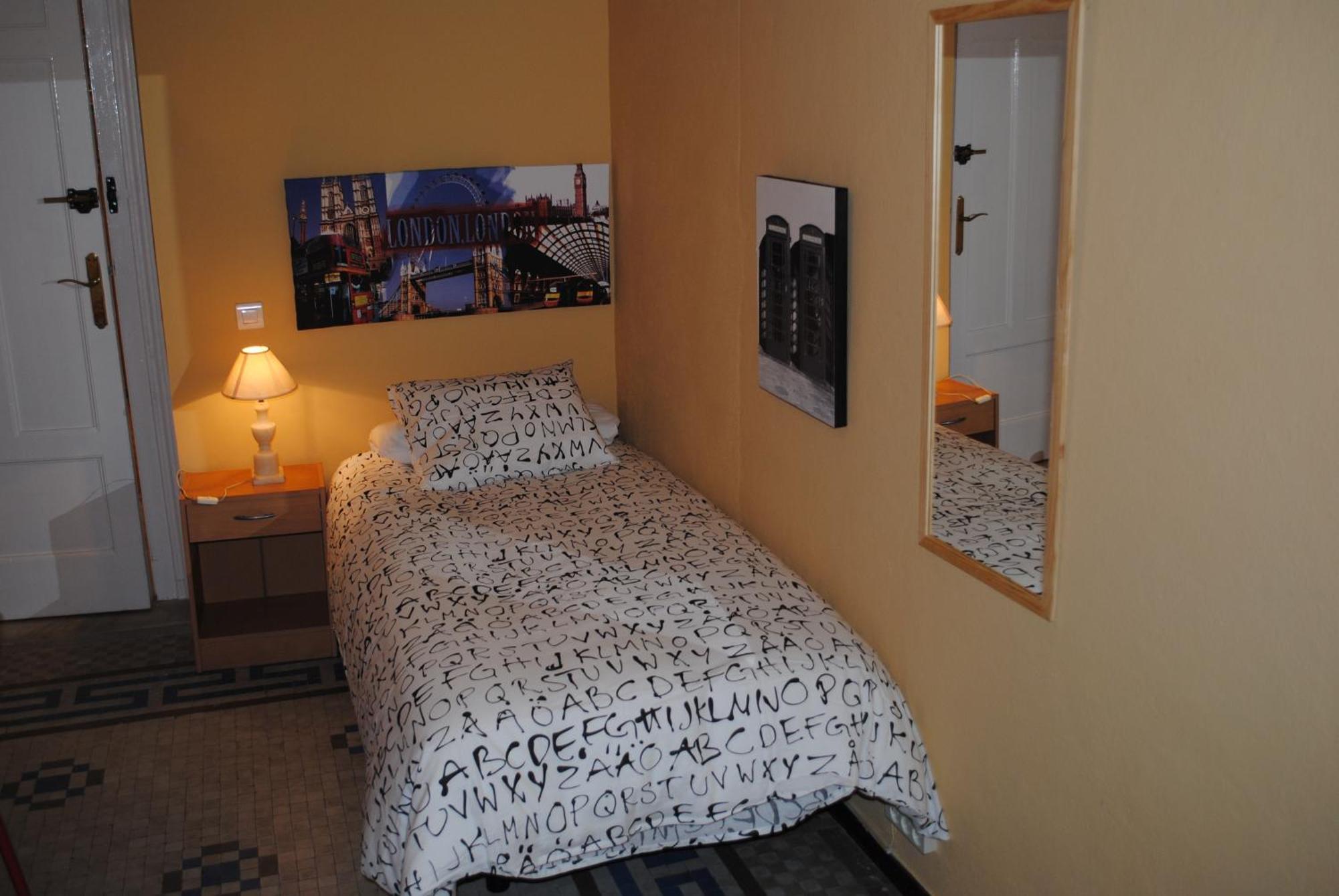 Pension Santa Paula - Malaga — Fotos 1